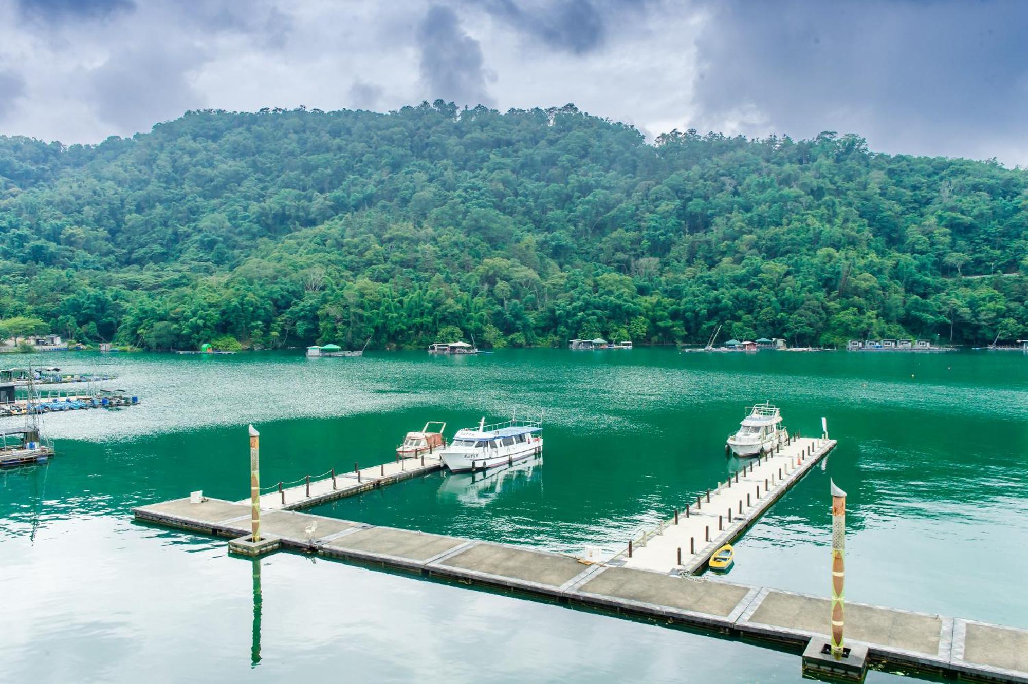 Sun Moon Lake Shui Yang Hall Юйчі Екстер'єр фото